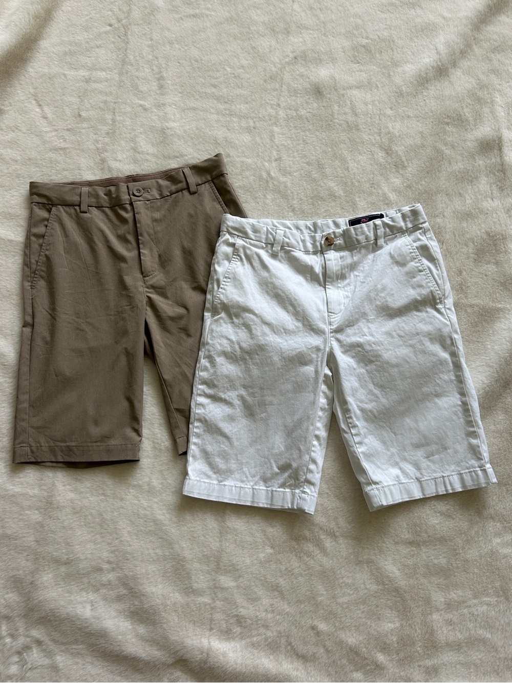Vineyard Vines Kids Shorts in White and Khaki